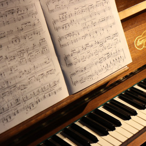 Cómo aprender a tocar piano desde cero