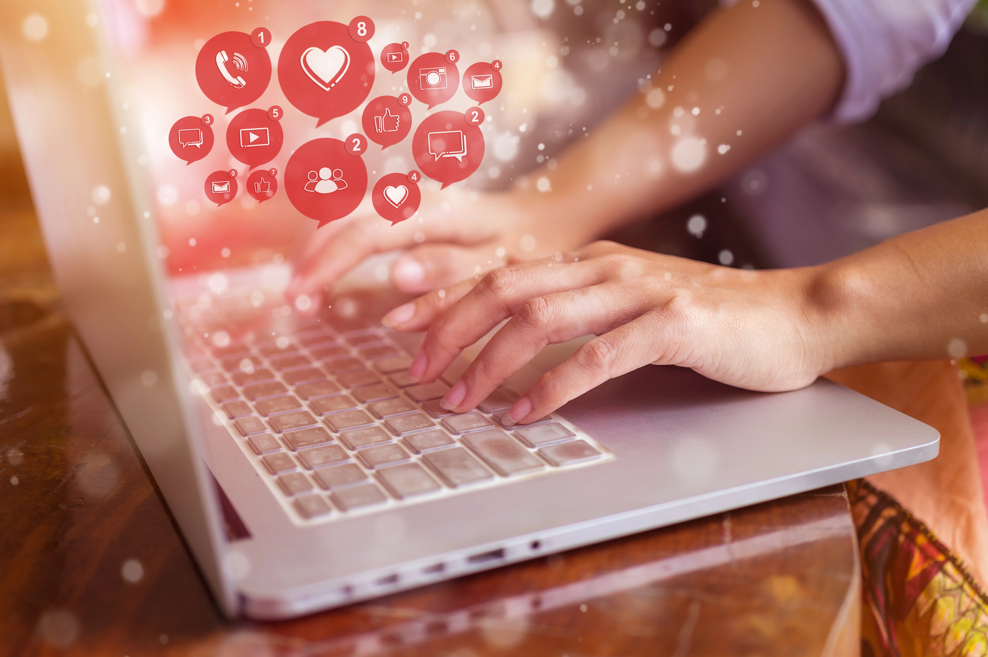 Las abreviaturas más comunes en mensajes de texto y tuits