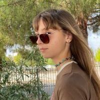 Profesor - Abril Bonillo