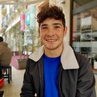 Profesor - Ryan Boland
