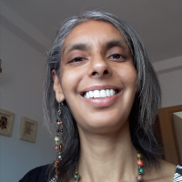 Profesor - Mina Mistry