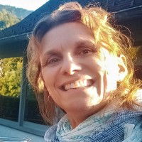 Profesor Élise Tiberghien - BuscaTuProfesor