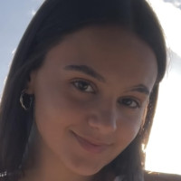 Profesor - Amanda Velasco Freiats