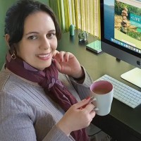 Profesor - Lívany Salles