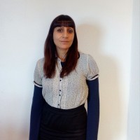 Profesor Layla Azimi - BuscaTuProfesor