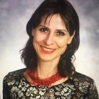 Profesor - Andrea Szamek