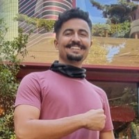 Profesor - Vitor Peixoto