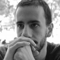 Profesor - Alan Ahued