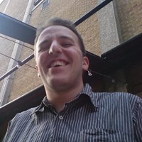 Profesor Oliver Hanson - BuscaTuProfesor