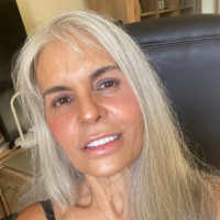 Profesor - Sandy Juhasz