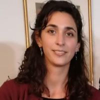 Profesor - Sofia Delceggio