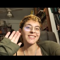 Profesor - Lucía L.R