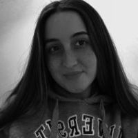 Profesor - Arianne Azcuenaga