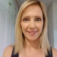 Profesor - Clodagh Warde