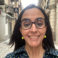 Profesor - María Dolores Suárez Sánchez