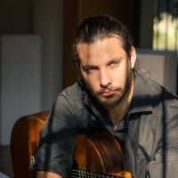 Profesor - Gabriel Lombardo