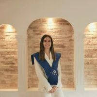 Profesor - Angela Saenz Pinillos