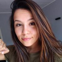Profesor - Luanna Santana Holsbach Dal Olio