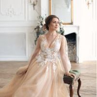 Profesor - Yulia Safonova