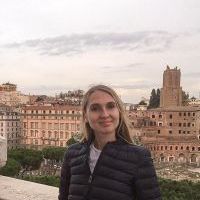 Profesor - Elena Kolis