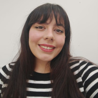 Profesor - Ariadna Mendoza